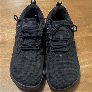 Ortho comfort black sneakers